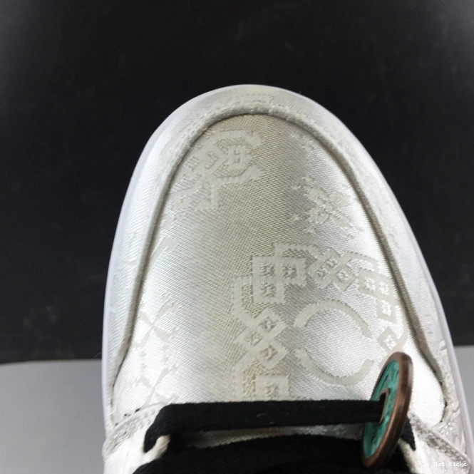 1 air cu2804- StreetReady mid 1267 jordan fearless clot 0114